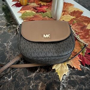 Michael Kors crossbody